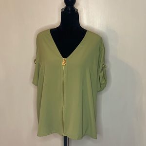 ⭐️MICHAEL Michael Kors Sage Green Zip Up Blouse